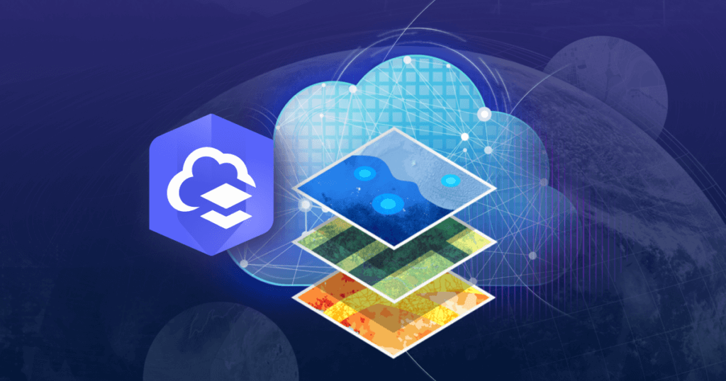 Ícone do ArcGIS Online em destaque com uma nuvem branca sobre camadas, ao lado de mapas temáticos empilhados em camadas. O fundo mostra uma nuvem digital conectada por redes, simbolizando o armazenamento em nuvem de dados geoespaciais