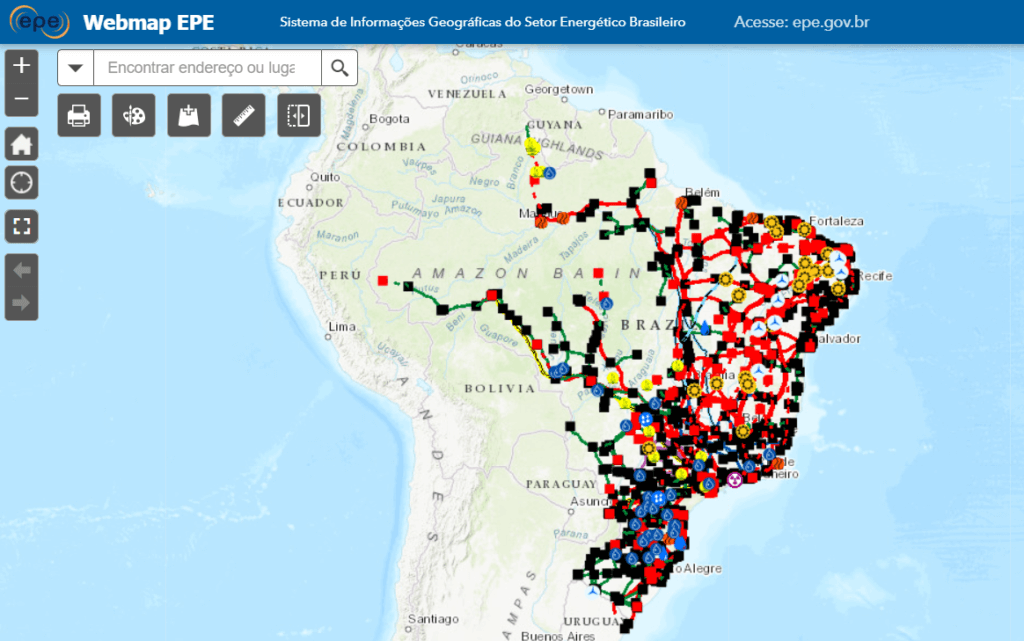 Visualização de um mapa interativo do sistema energético brasileiro, disponibilizado pela Empresa de Pesquisa Energética (EPE). O mapa apresenta uma rede de infraestruturas energéticas, incluindo hidrelétricas, linhas de transmissão e subestações, espalhadas por todo o território nacional, com destaque para os ícones coloridos representando diferentes tipos de ativos.